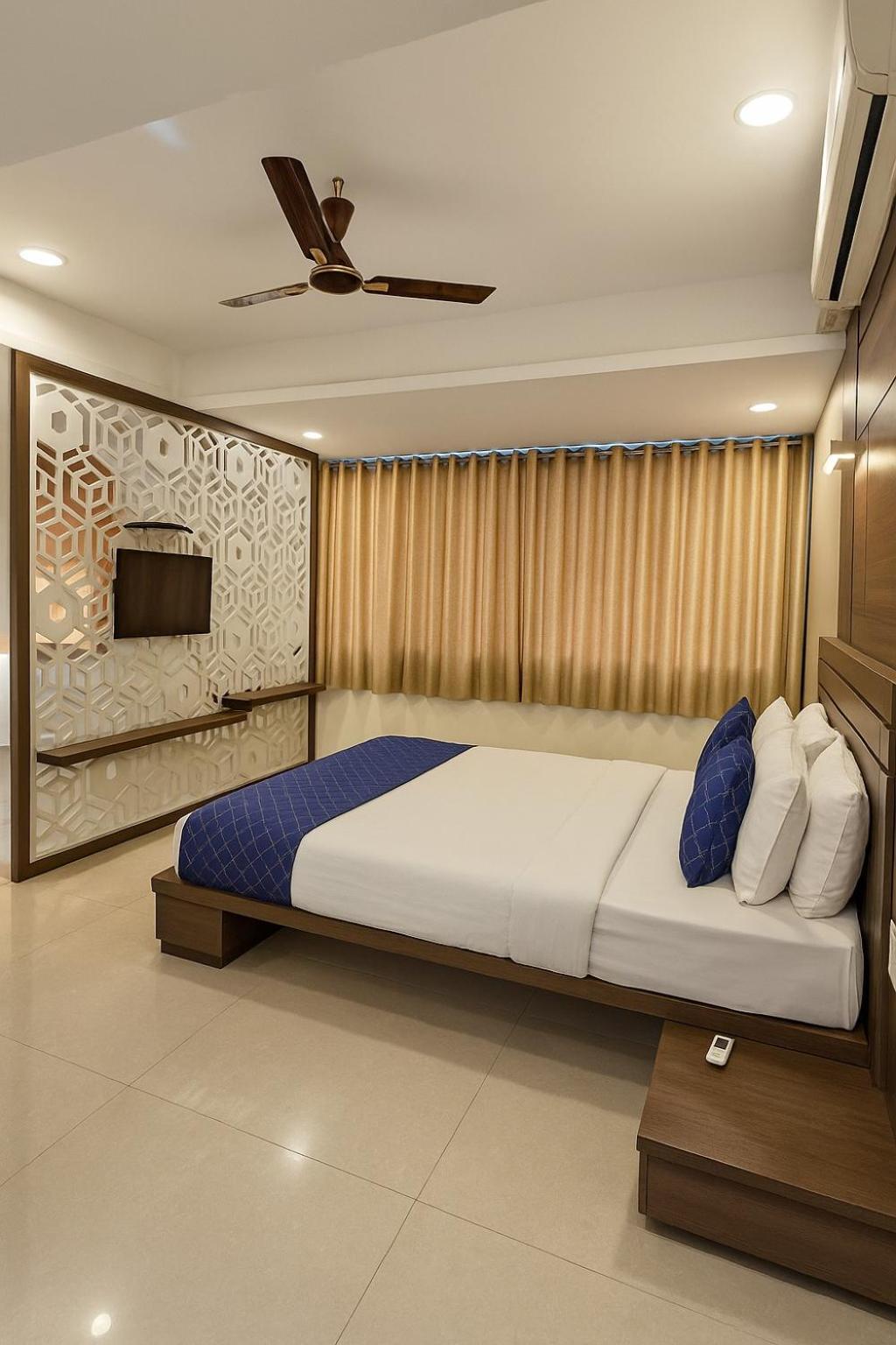 Stayguru Hotel Atithi Bhuj Ngoại thất bức ảnh
